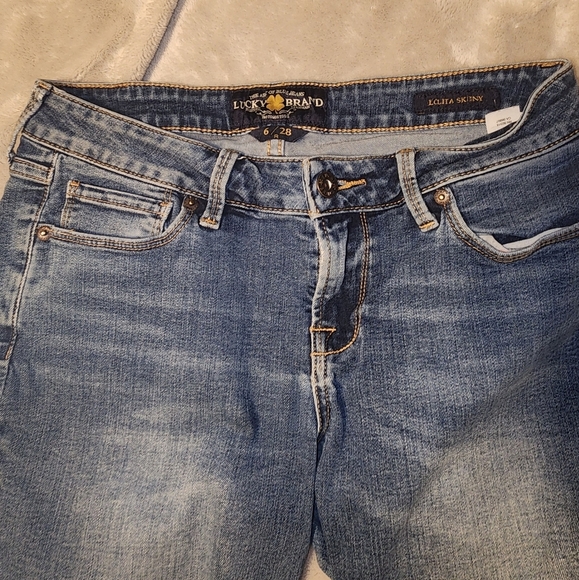 Lucky brand Lolita Skinny Jeans Size 6 reg - Picture 3 of 5